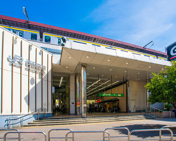 「西荻窪」駅前