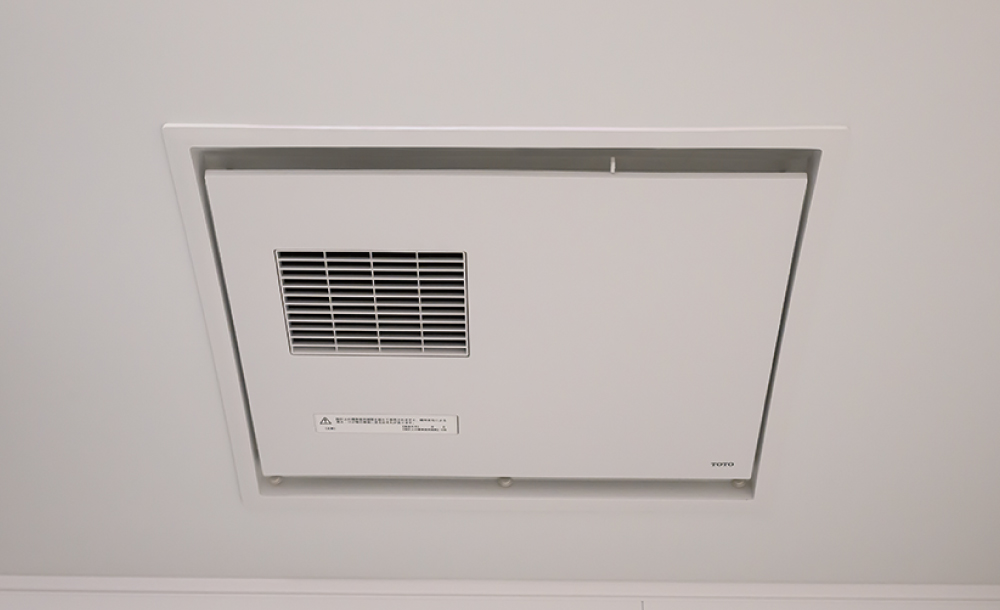 浴室換気暖房乾燥機（電気式）