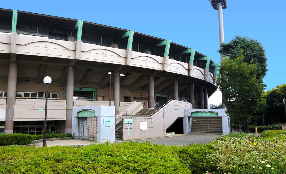 サーティーフォー保土ケ谷球場